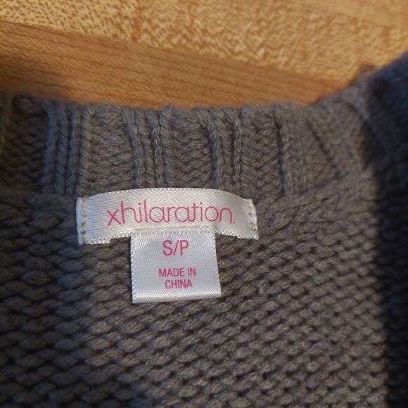 Woman's Small Vest  - Picture 6 of 15